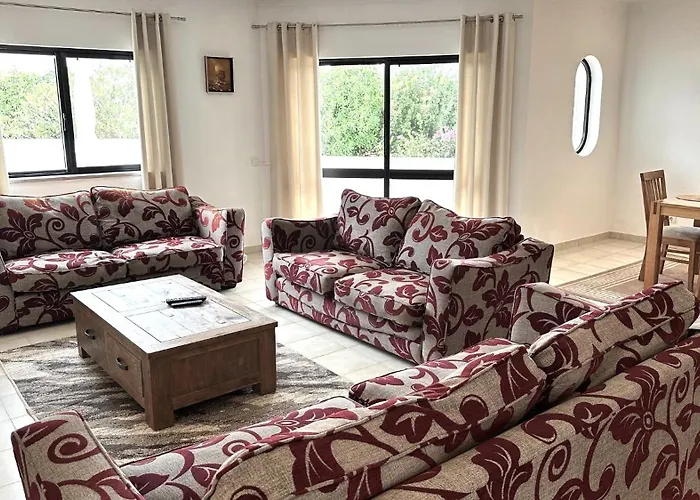 别墅 Tara Christina *