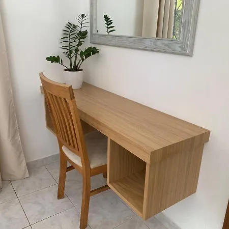 Tara Christina * Carvoeiro (Lagoa)