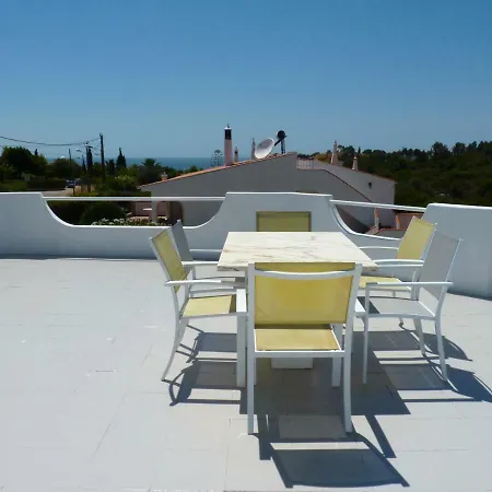 Tara Christina Villa Carvoeiro (Lagoa)